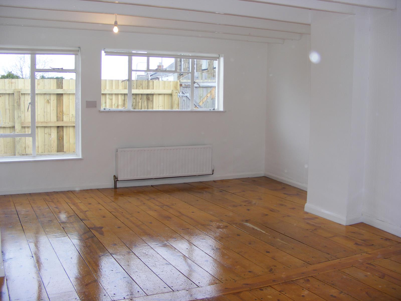 3 Bedroom Commercial Property Sold in Camborne, TR14