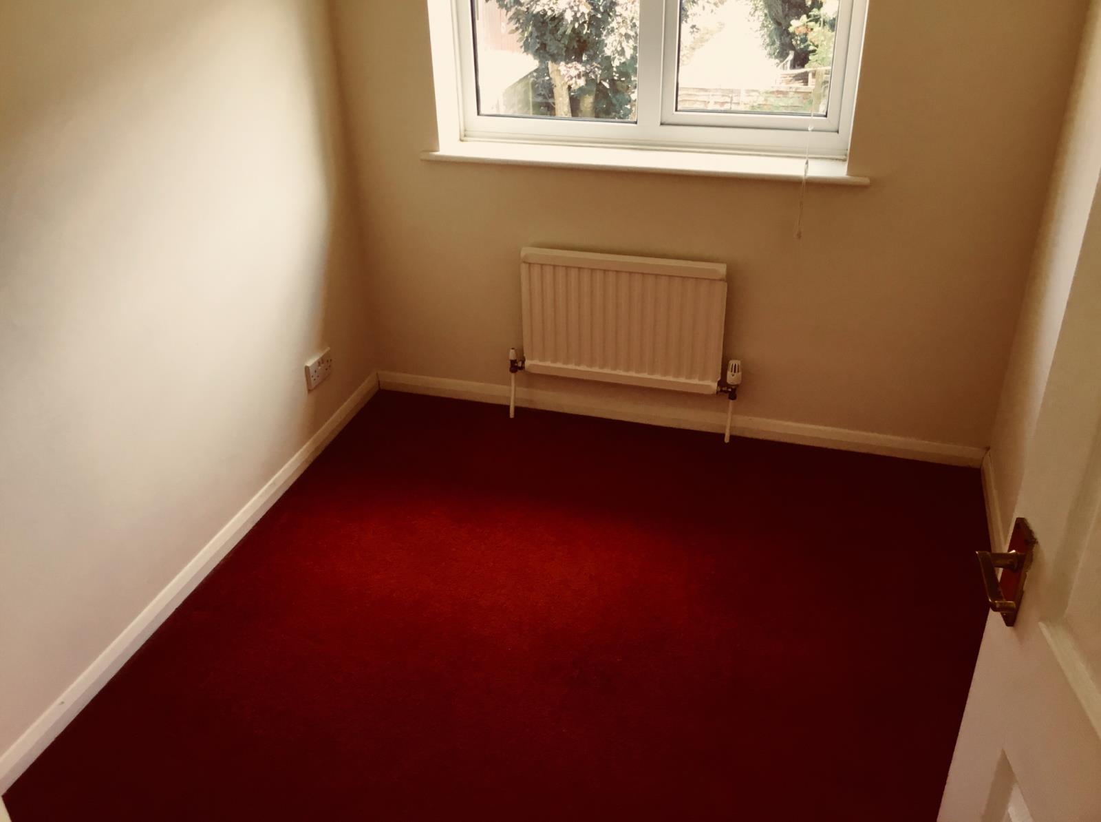 3 Bedroom SemiDetached House Let in Basingstoke, RG22