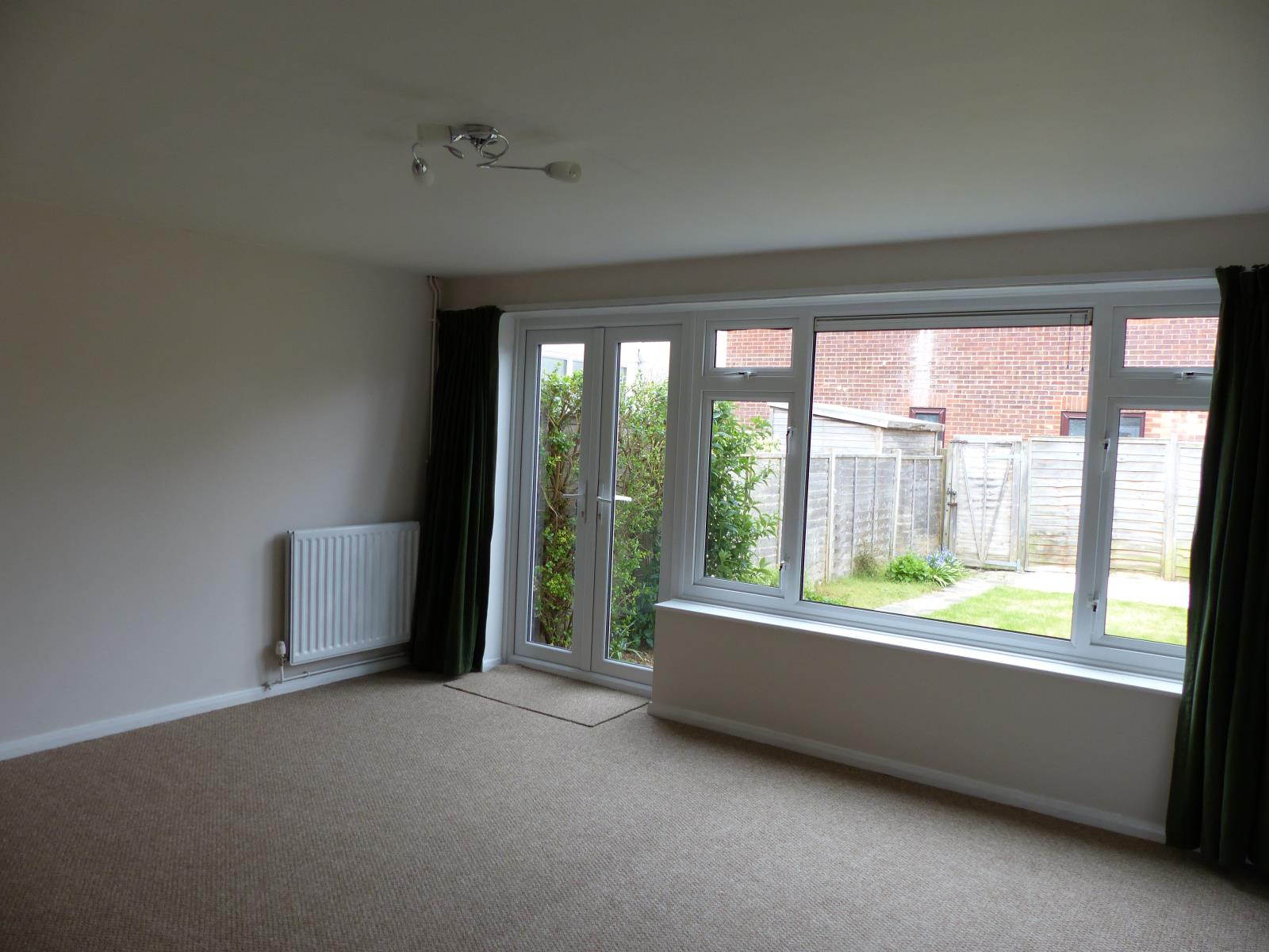 2 Bedroom Terraced House Let in Worthing, BN11