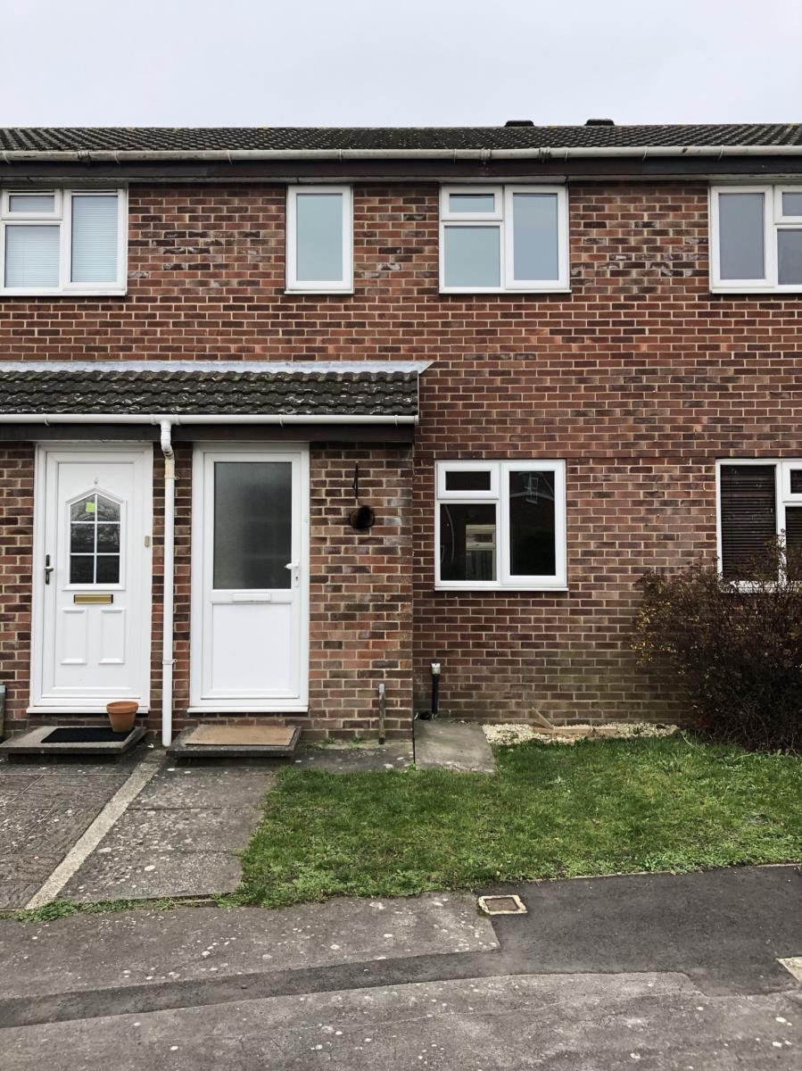 2 Bedroom Terraced House Let in Chichester, PO19