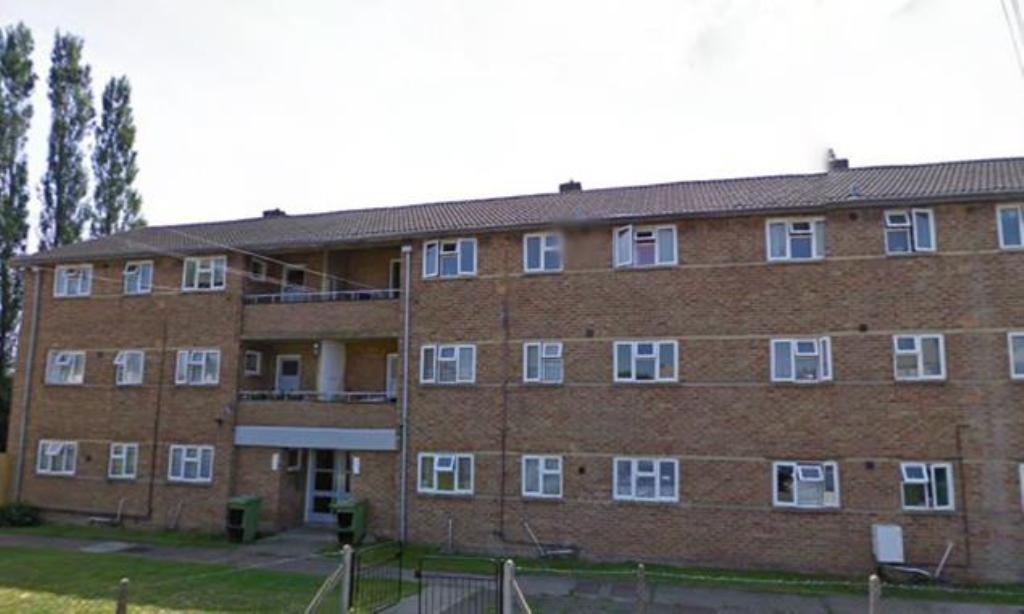 2 Bedroom Flat Let in Cirencester, GL7