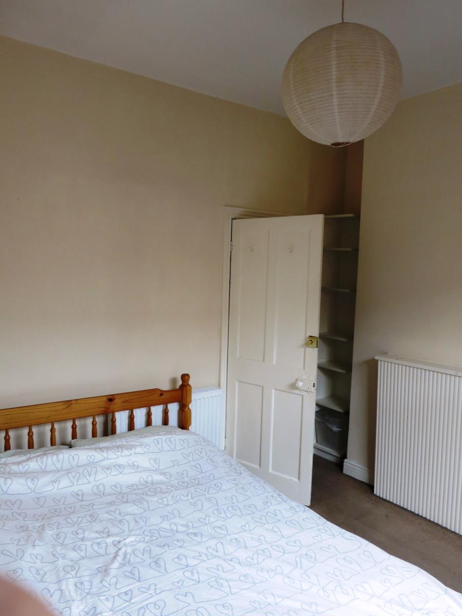 4 Bedroom House Sharerent A Room Let In Leeds Ls12 