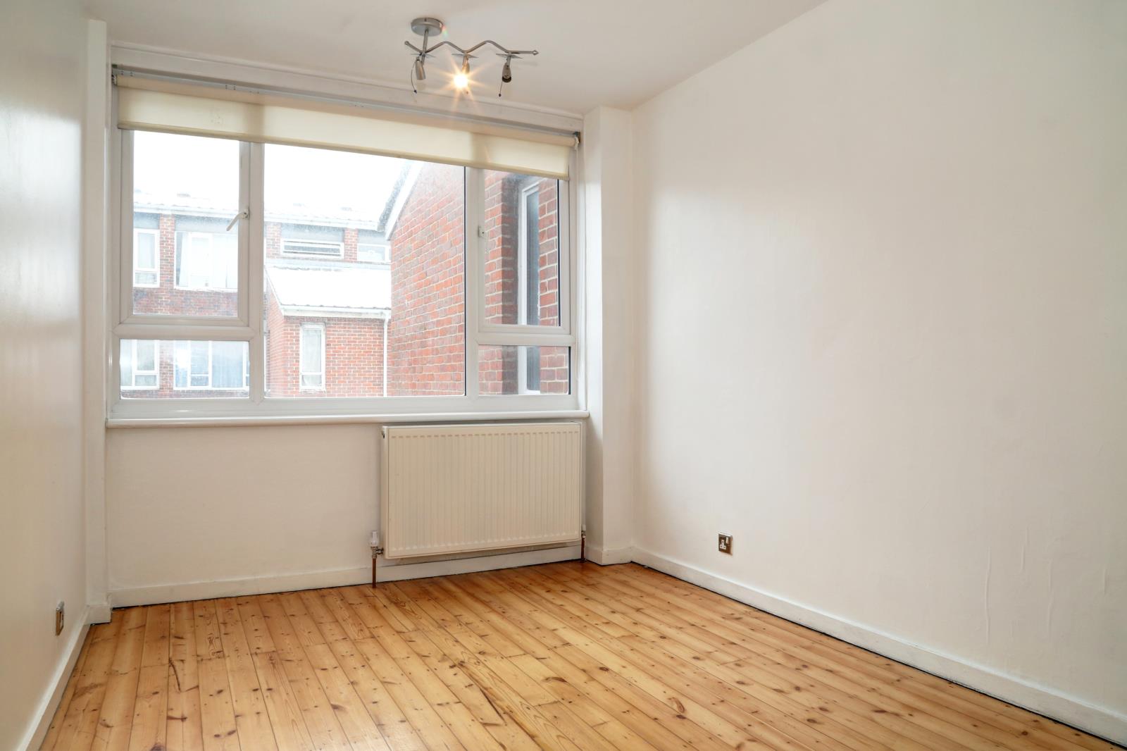 4 Bedroom Town House Let in London, SE10