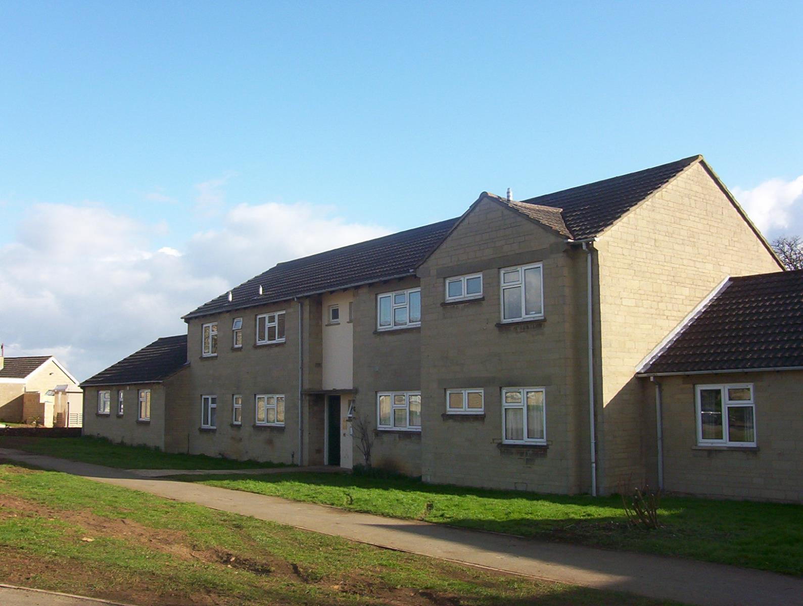 2 Bedroom Ground Floor Flat Let in Fairford, GL7