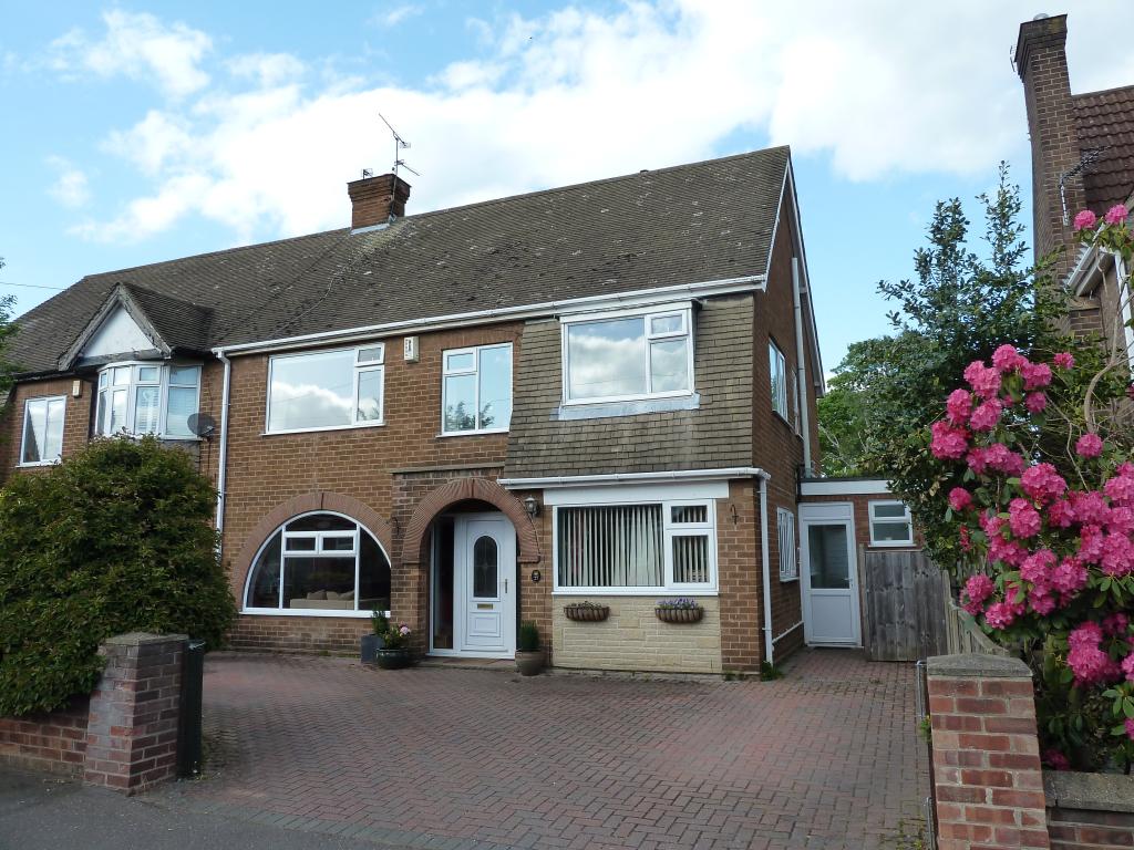 3 Bedroom SemiDetached House Sold in Lincoln, LN6