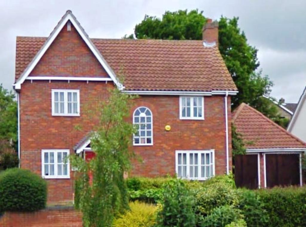 4 Bedroom Detached House Sold in Woodbridge, IP13