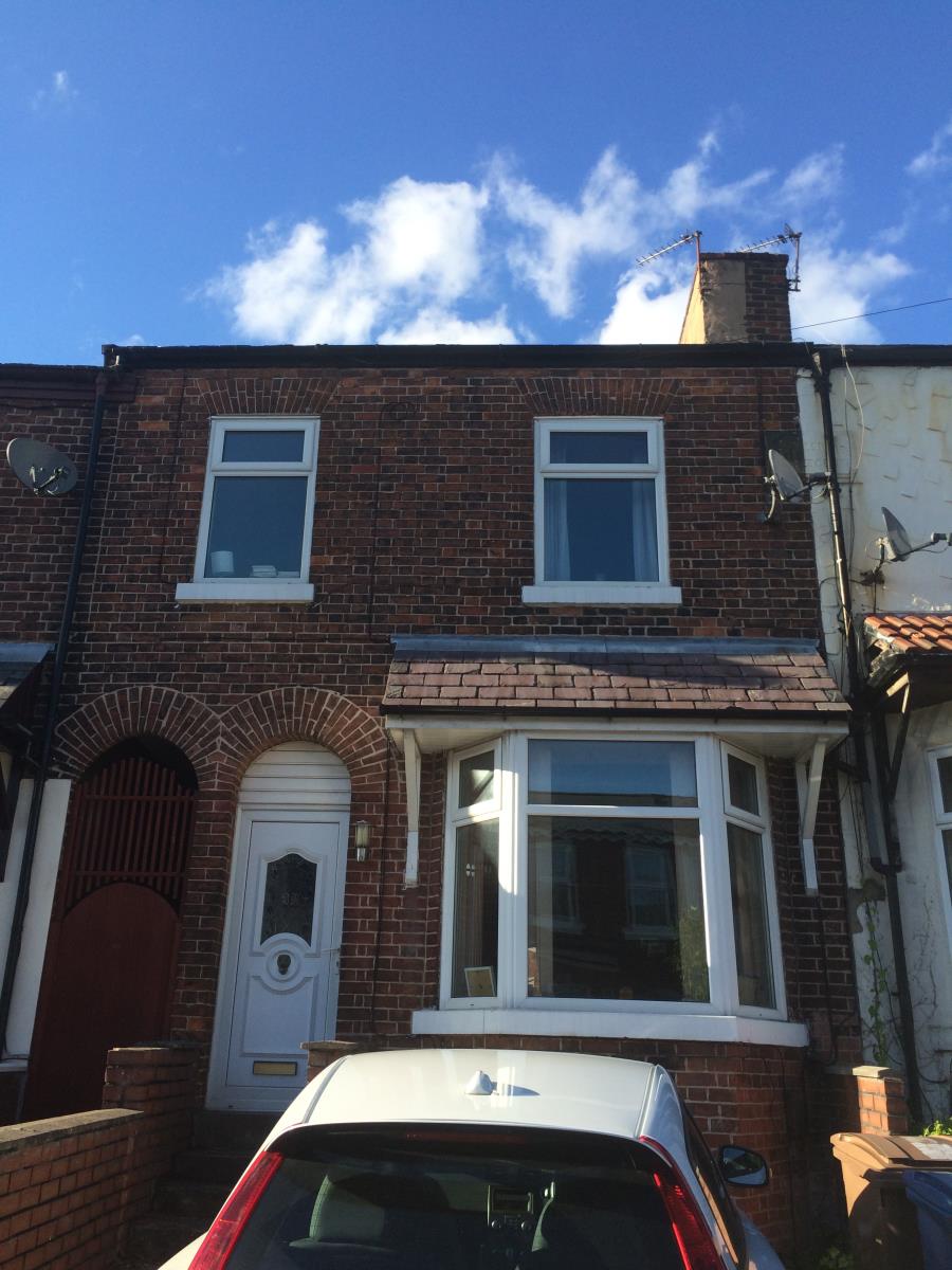 4 Bedroom Terraced House Sold in Manchester, M30