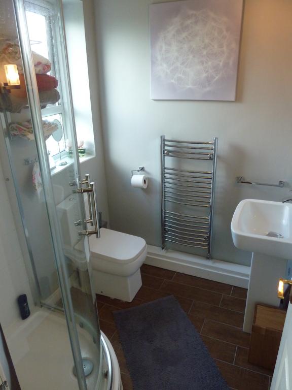 3 Bedroom SemiDetached House Sold in Lincoln, LN6