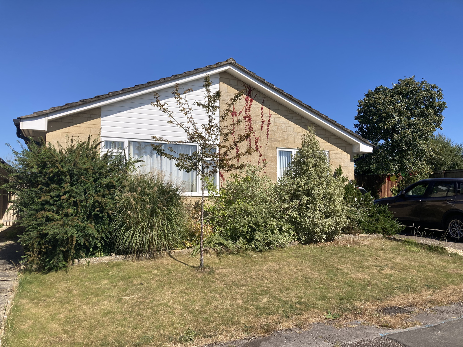 3 Bedroom Bungalow Sold in Beaminster, DT8