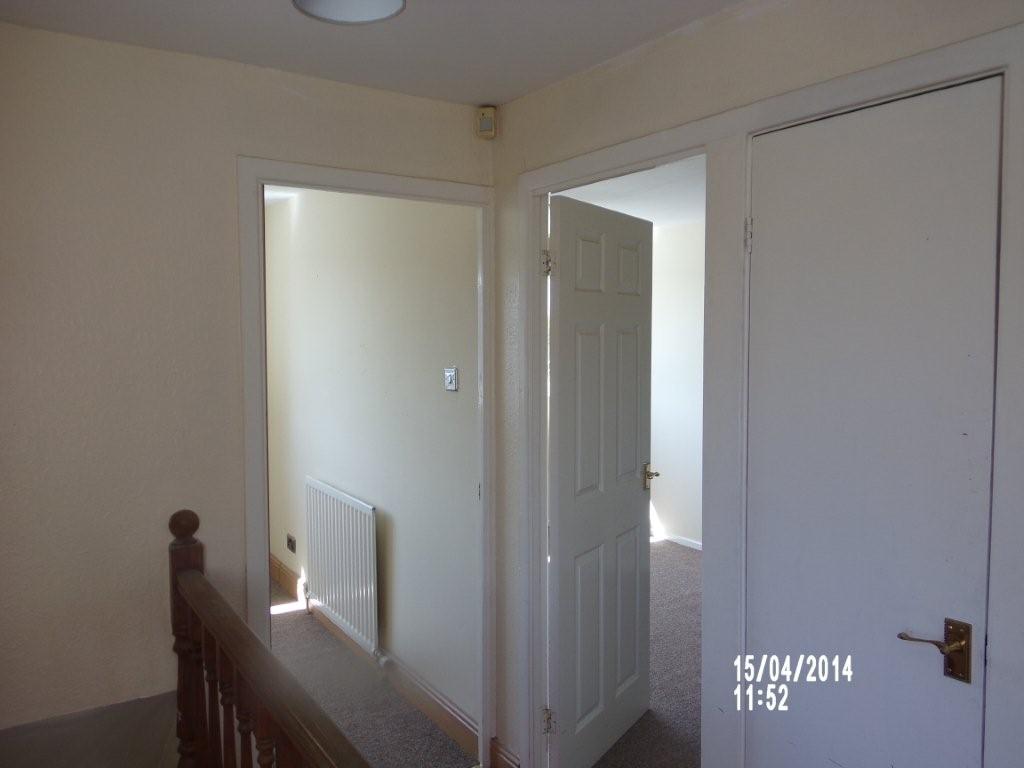 3 Bedroom LinkDetached House Sold in Cannock, WS11