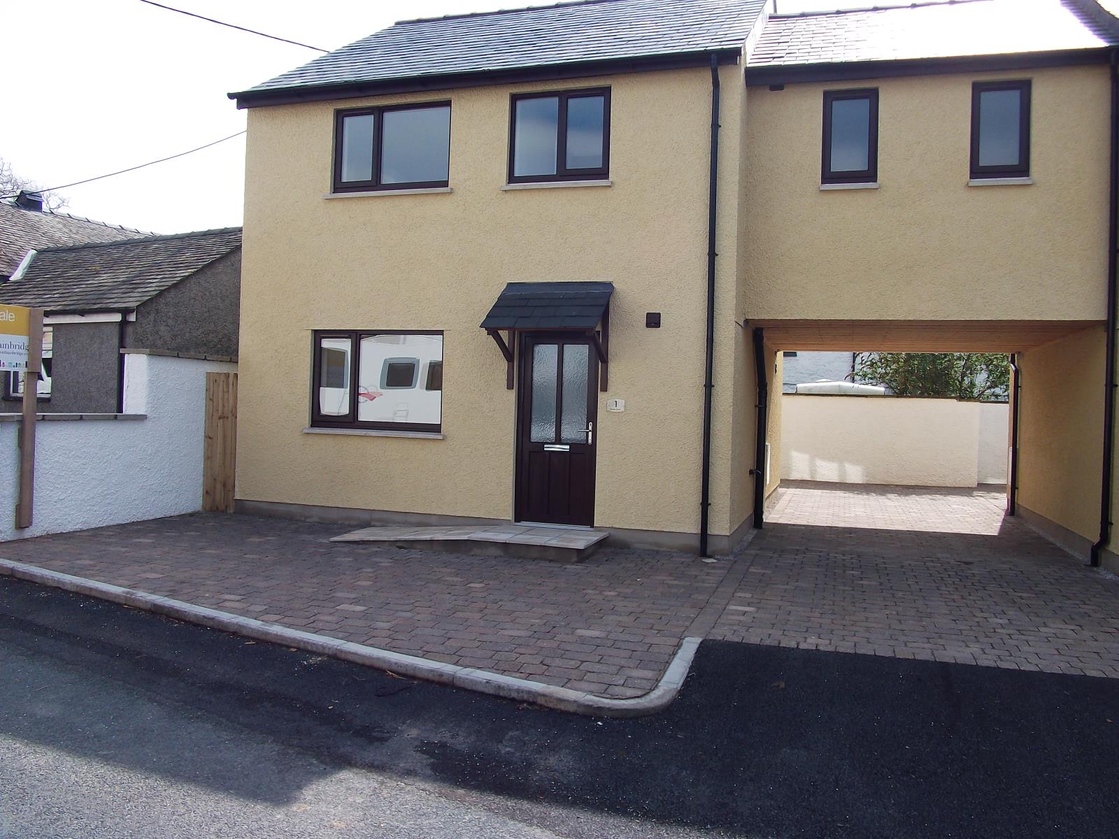 3 Bedroom SemiDetached House Sold in Carnforth, LA6