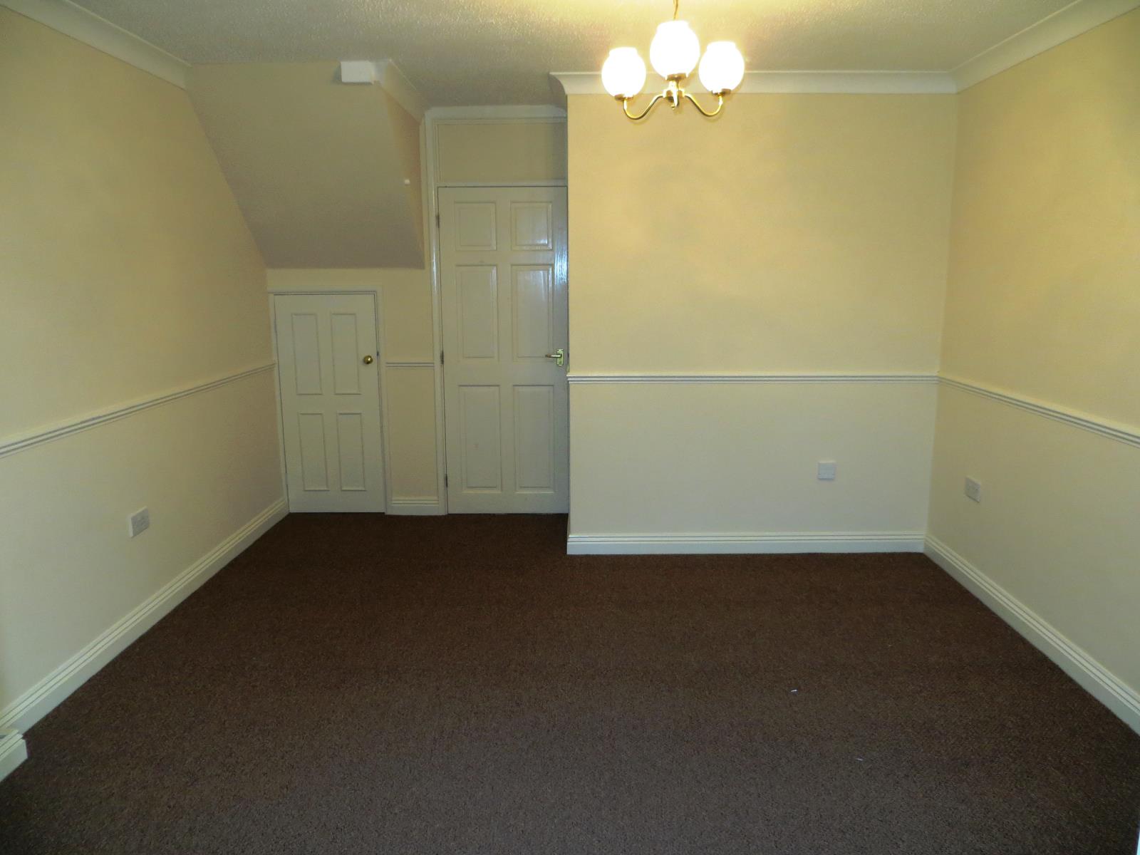 2 Bedroom Terraced House Sold in ClactononSea, CO16