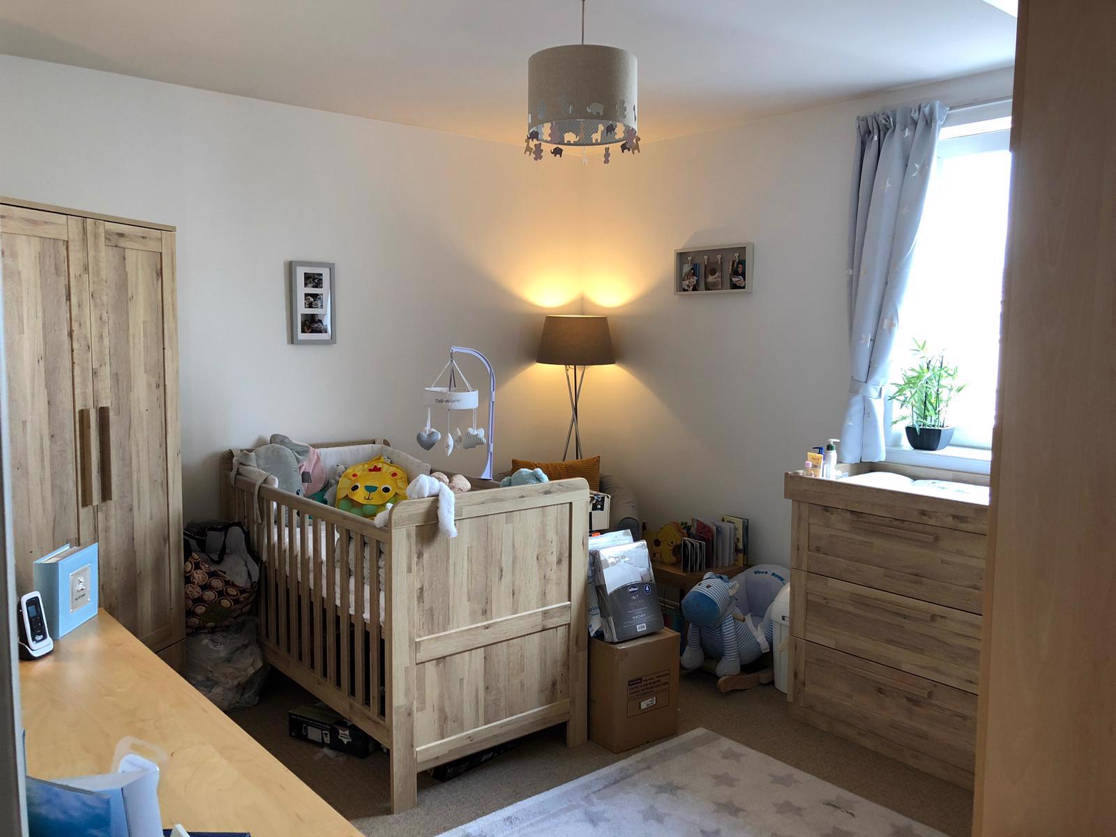 2 Bedroom Apartment Let in Renfrew, PA4