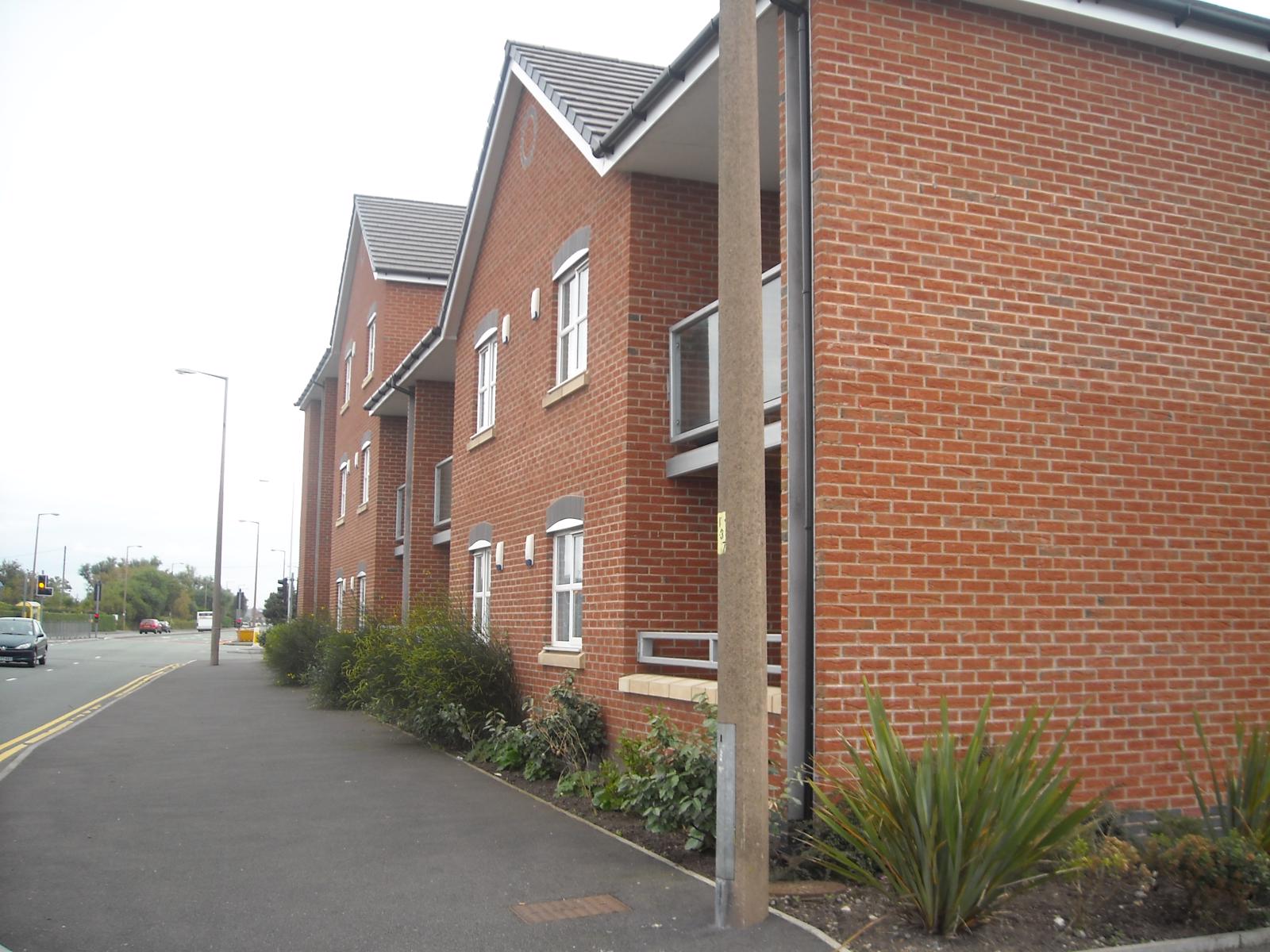 2 Bedroom Apartment Let in Wirral, CH46