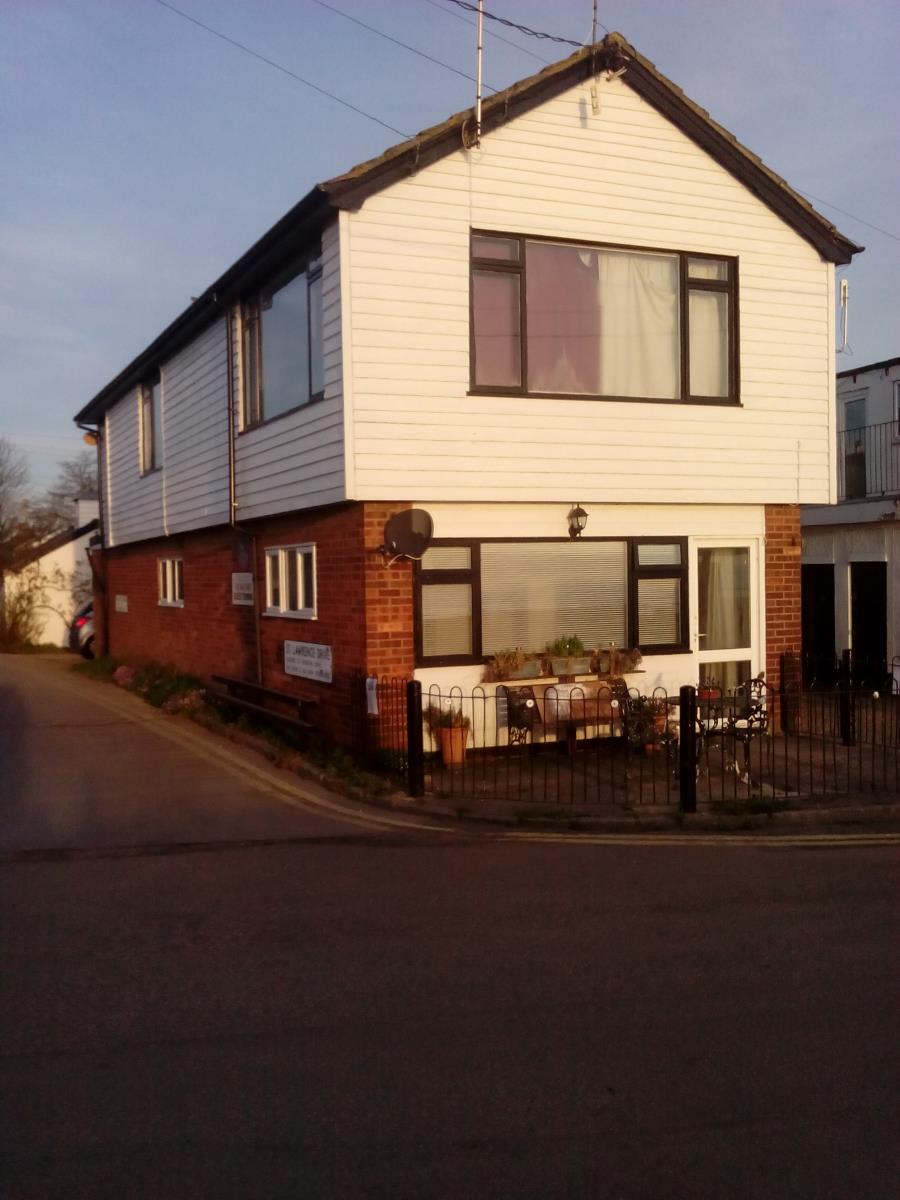 2 Bedroom Flat Sold in SOUTHMINSTER, CM0