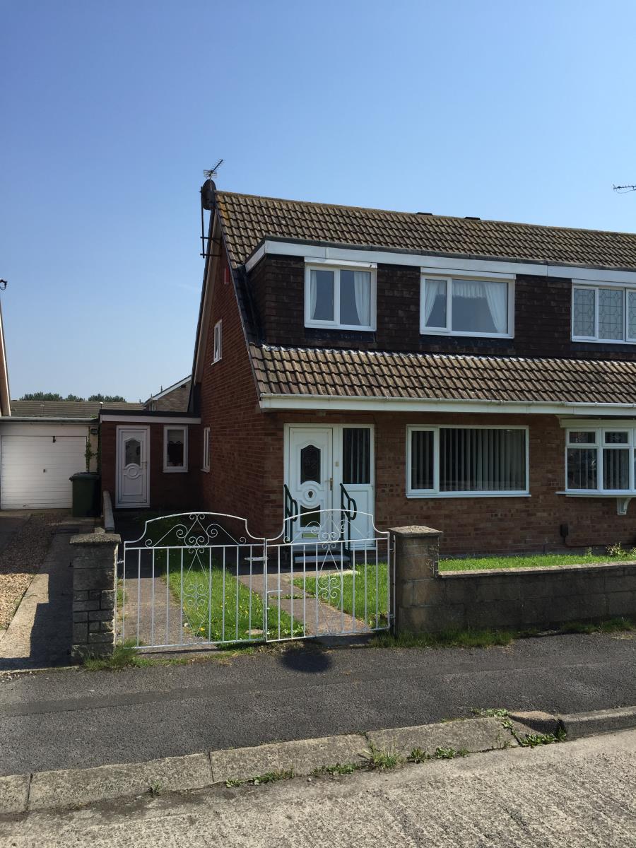 3 Bedroom SemiDetached House Sold in Jarrow, NE32