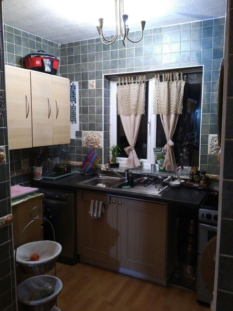 3 Bedroom SemiDetached House Sold in Manchester, M25