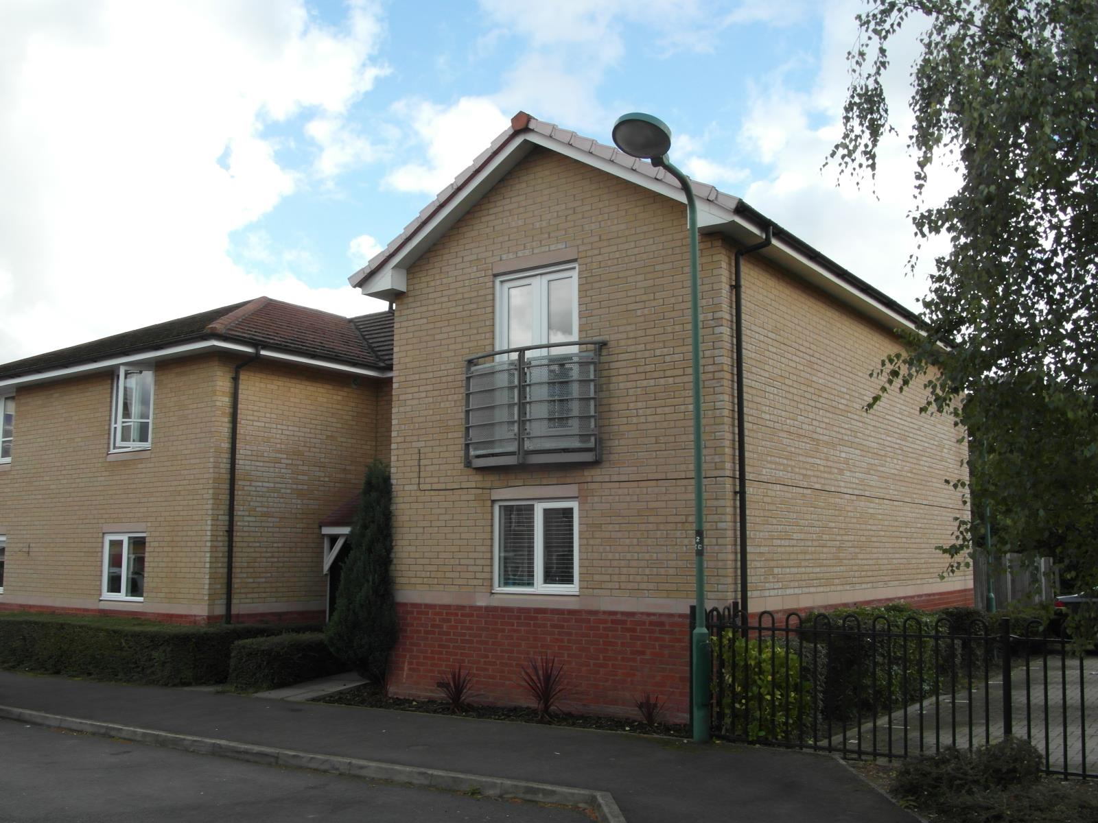 3 Bedroom Terraced House Let in Milton Keynes, MK5