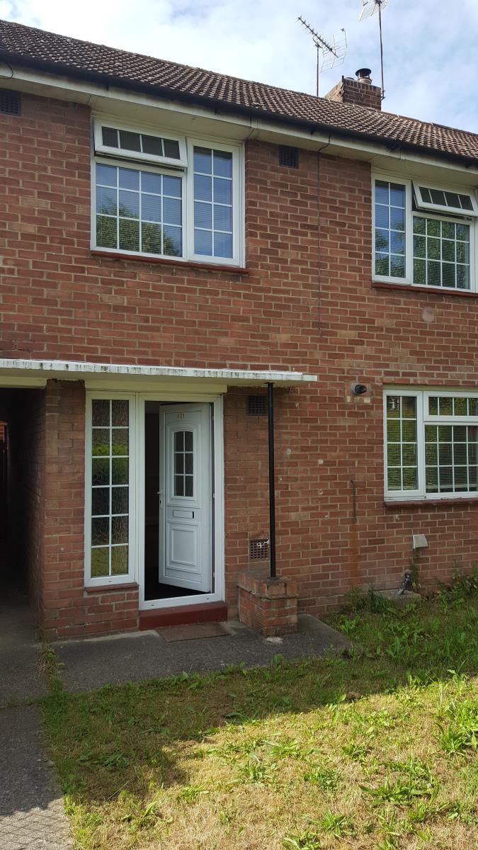 3 Bedroom Terraced House Sold in Havant, PO9