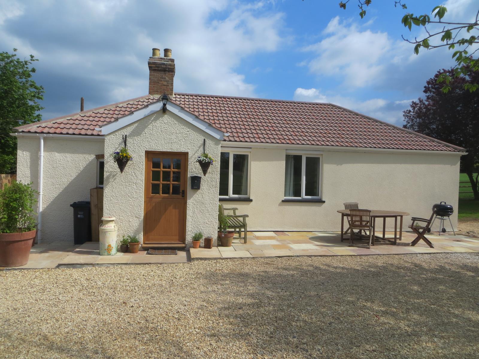 3 Bedroom Detached Bungalow Sold in Taunton, TA3