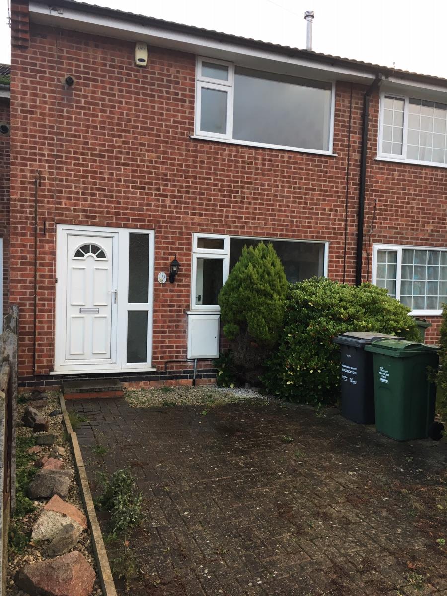 2 Bedroom SemiDetached House Let in Loughborough, LE11