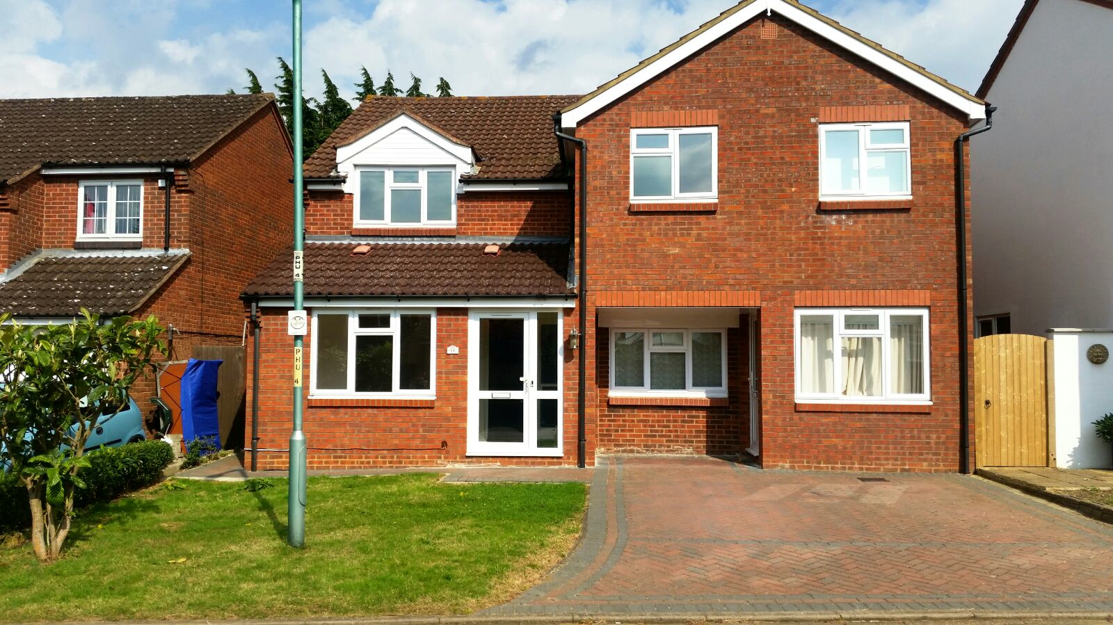 4 Bedroom Detached House Let in Chatham, ME5