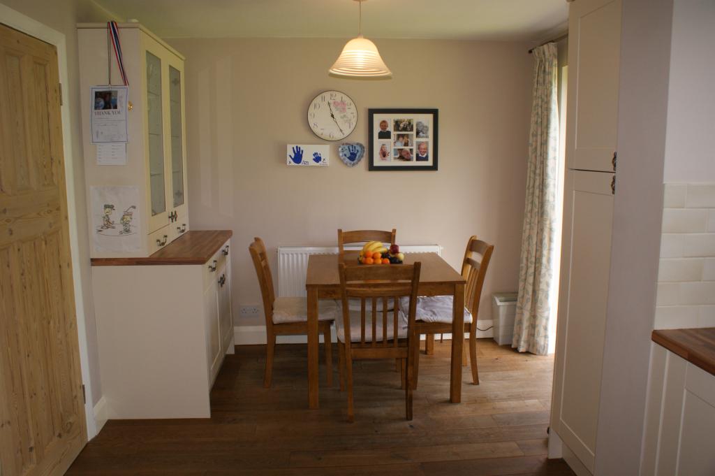 3 Bedroom SemiDetached House Sold in Sutton, SM2