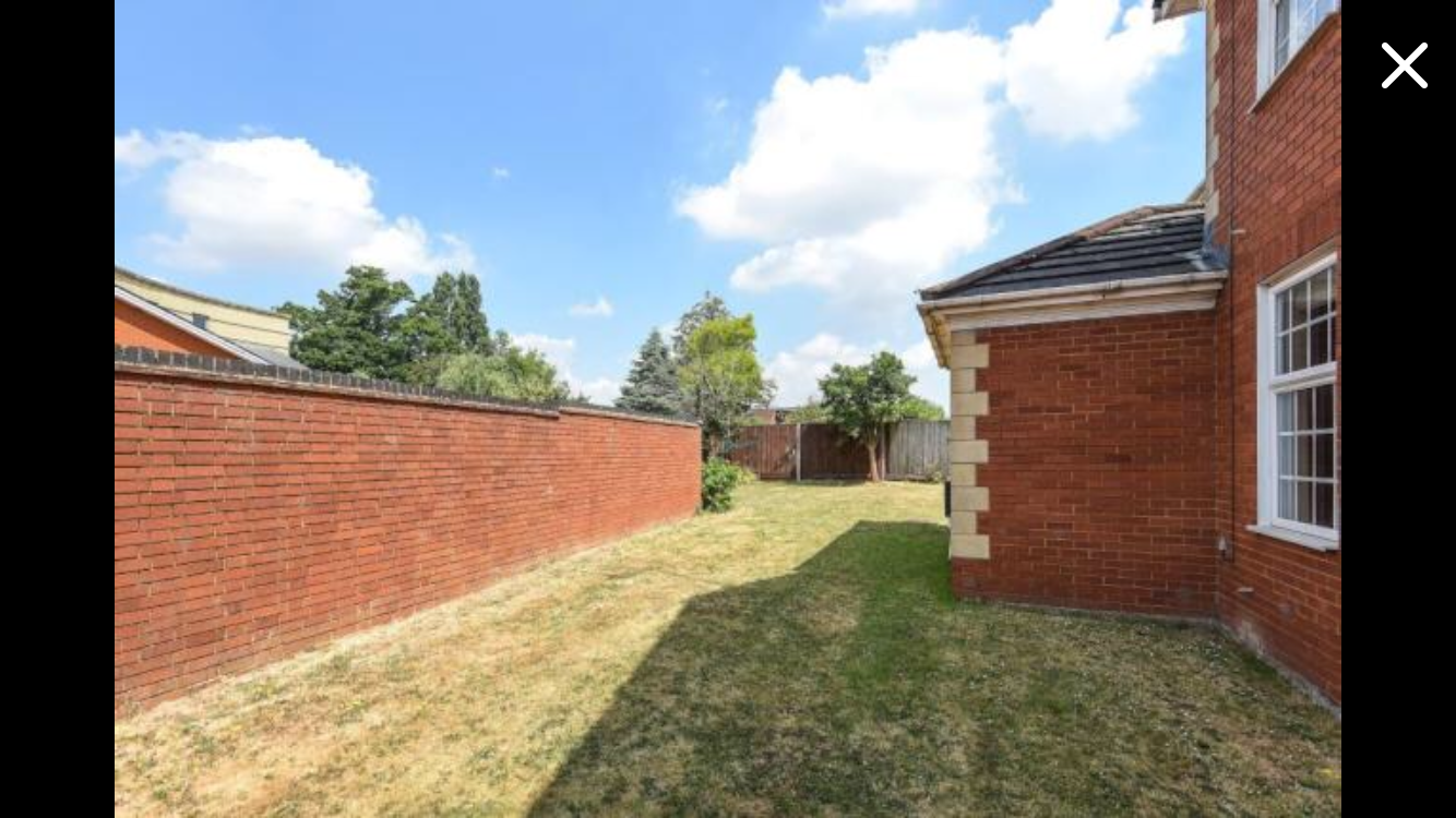 2 Bedroom Ground Floor Flat Let in Bracknell, RG42