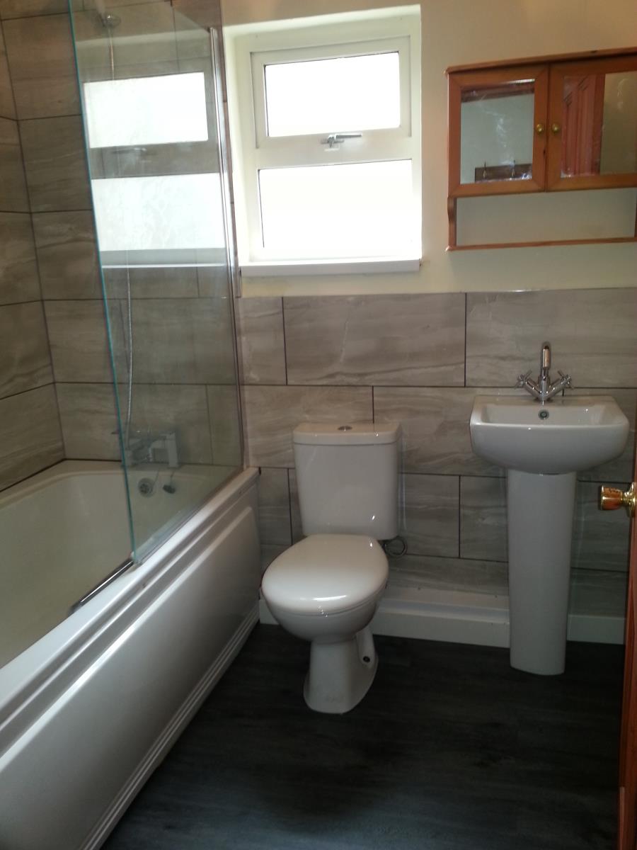 1 Bedroom Flat Let in Llanelli, SA15