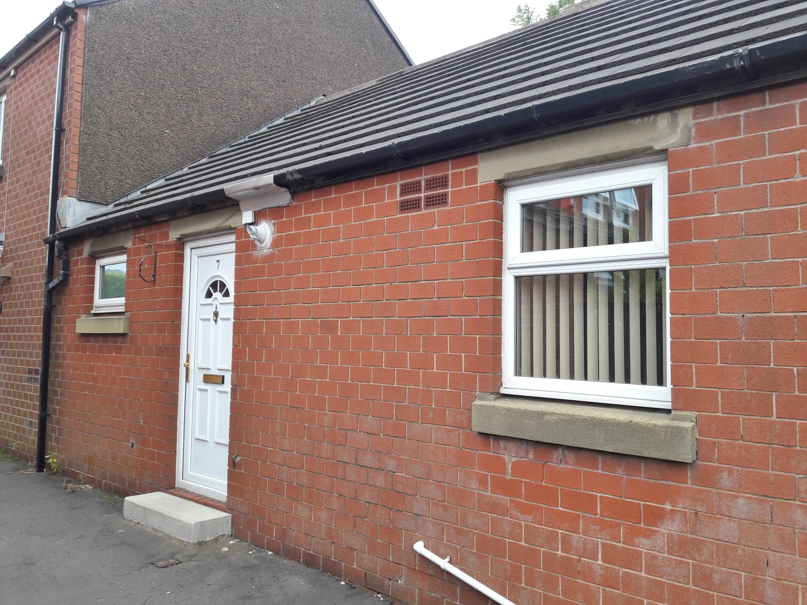 1 Bedroom Terrace Bungalow Let in Blackburn, BB2