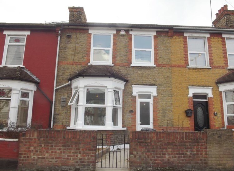 4 Bedroom Terraced House Let in Barking, IG11