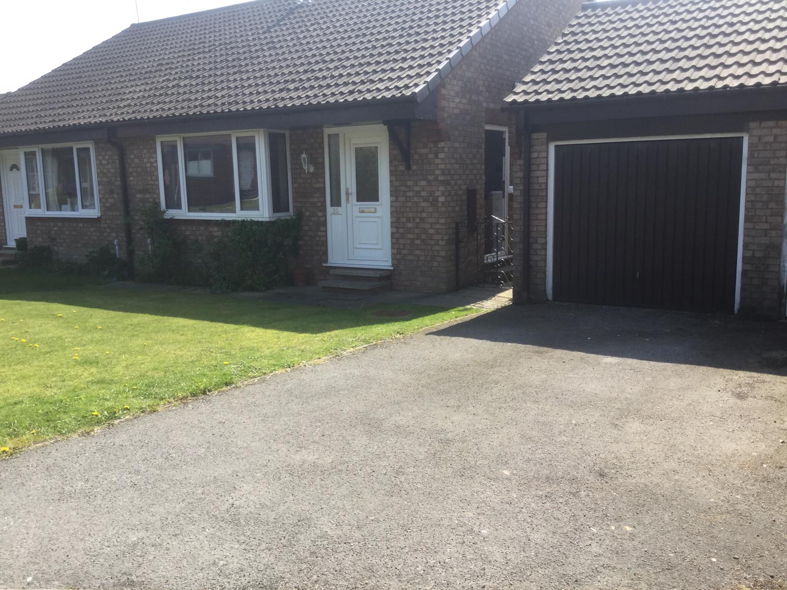 2 Bedroom SemiDetached Bungalow Sold in Scarborough, YO12