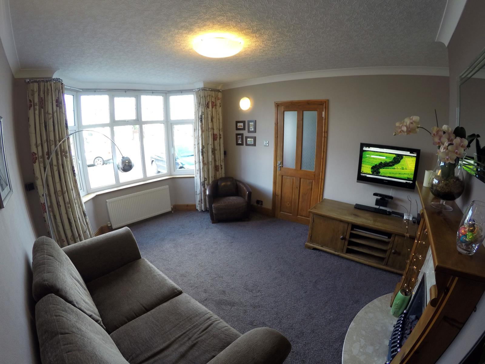 3 Bedroom SemiDetached House Sold in Alfreton, DE55