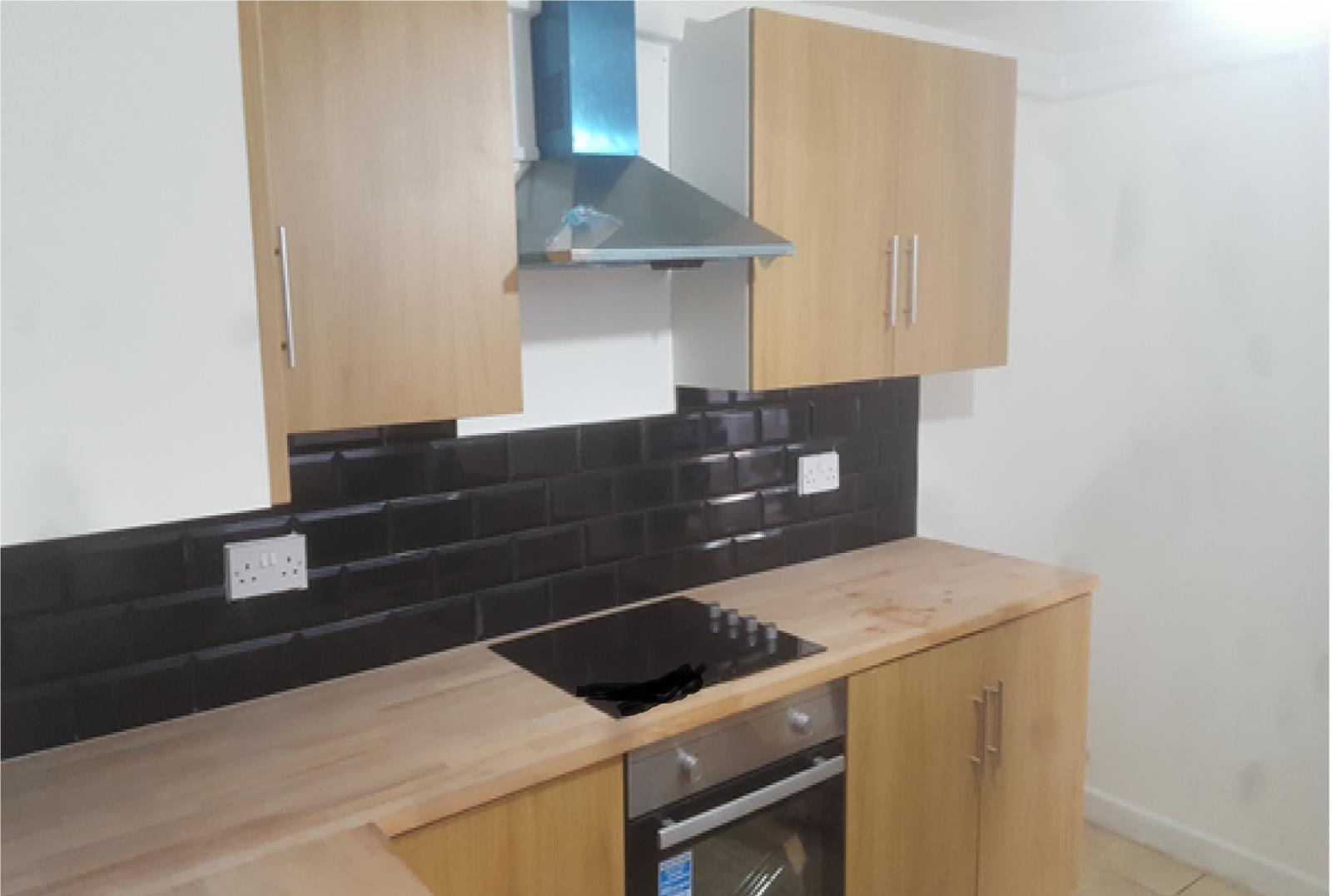 3 Bedroom Terraced House Sold in Greenhithe, DA9