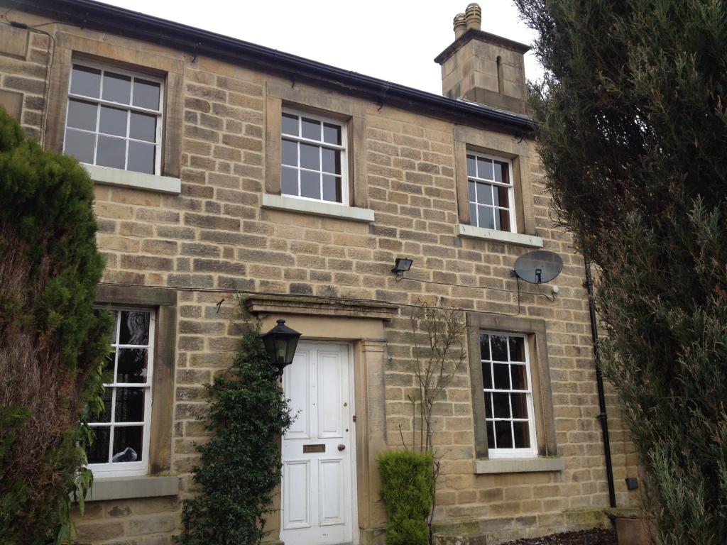 2 Bedroom SemiDetached House Let in Bakewell, DE45