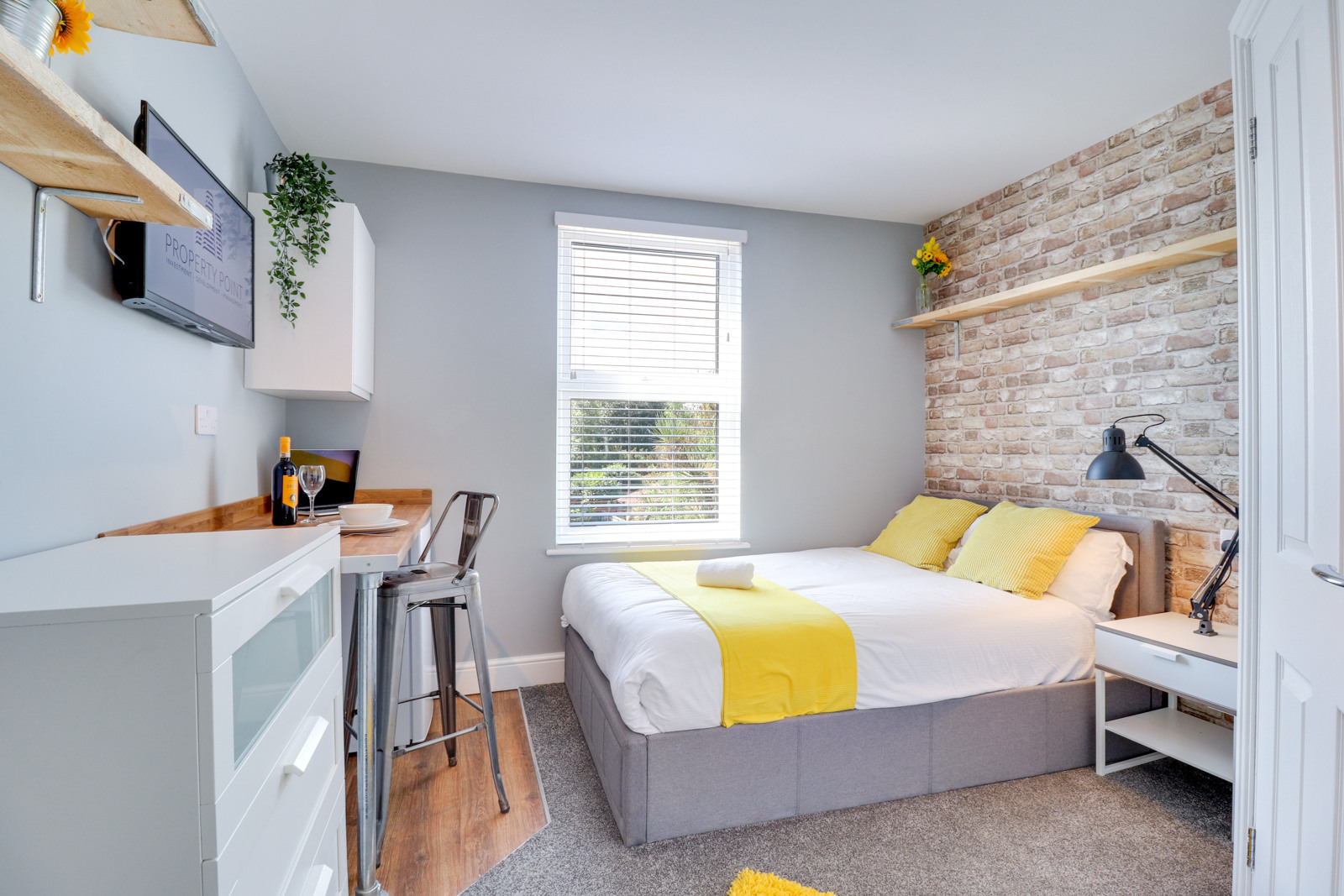 4 Bedroom House Share/Rent A Room Let in SouthendonSea, SS1