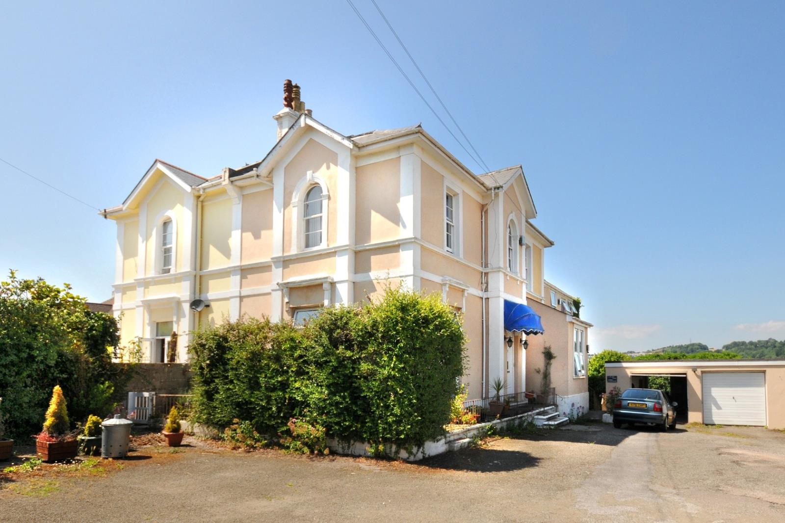 1 Bedroom Flat Sold in Torquay, TQ1