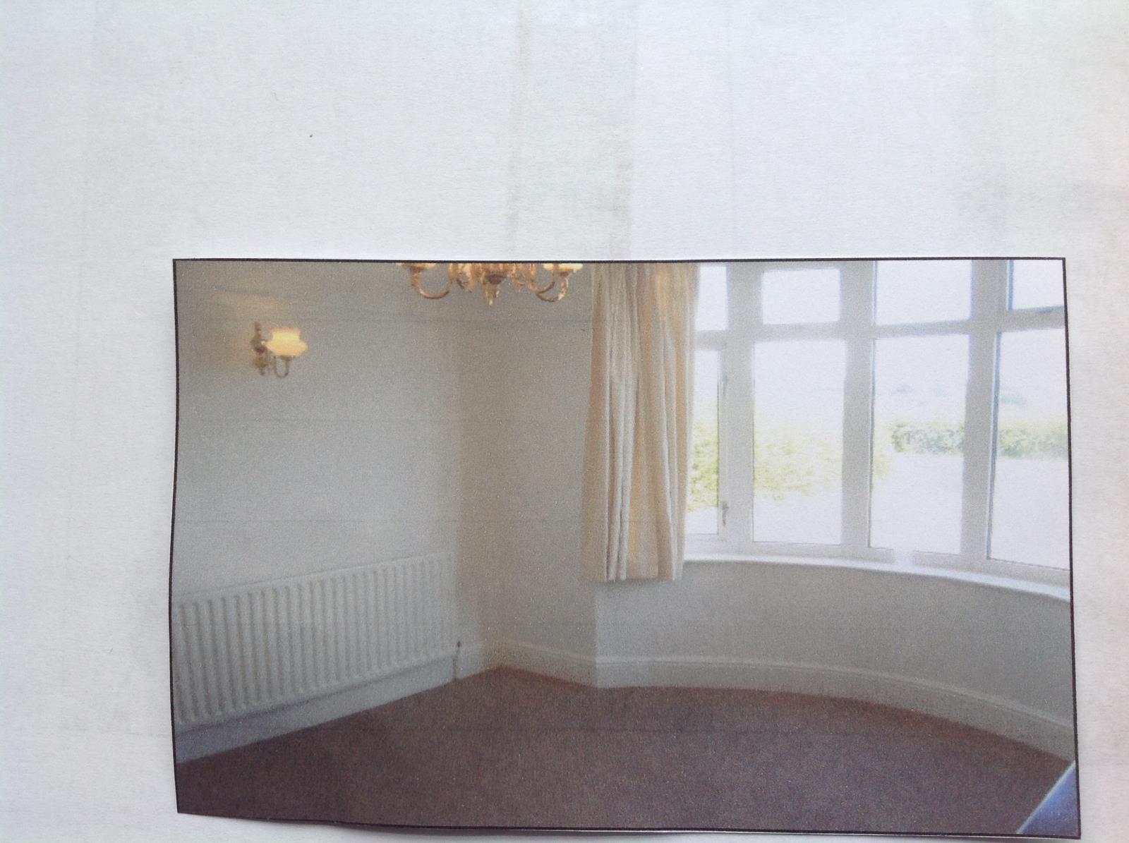 3 Bedroom SemiDetached House Let in Dronfield, S18