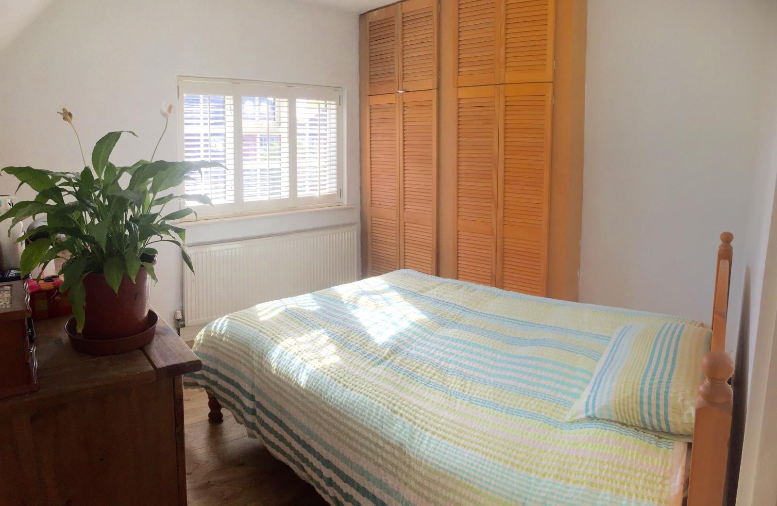 2 Bedroom SemiDetached House Sold in Greenford, UB6