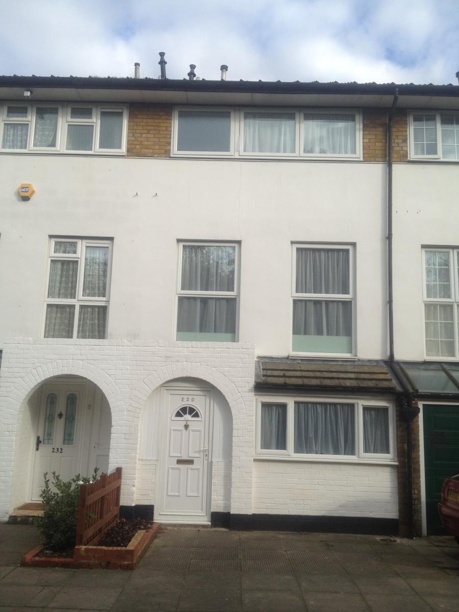 5 Bedroom Terraced House Let in Milton Keynes, MK13