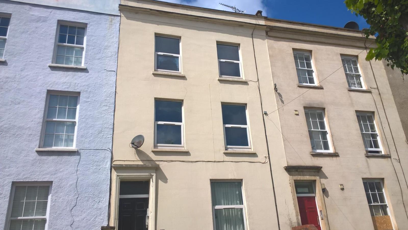 2 Bedroom Flat Let in Bristol, BS2