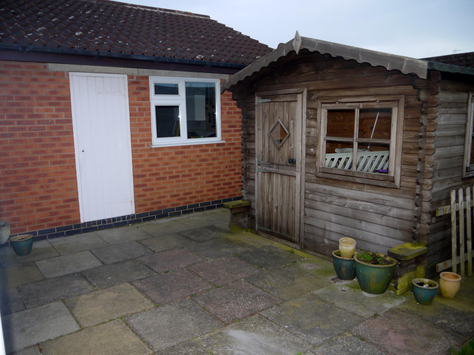 3 Bedroom Detached Bungalow Let in Wigston, LE18