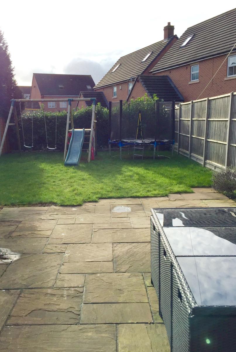 3 Bedroom SemiDetached House Let in Luton, LU2