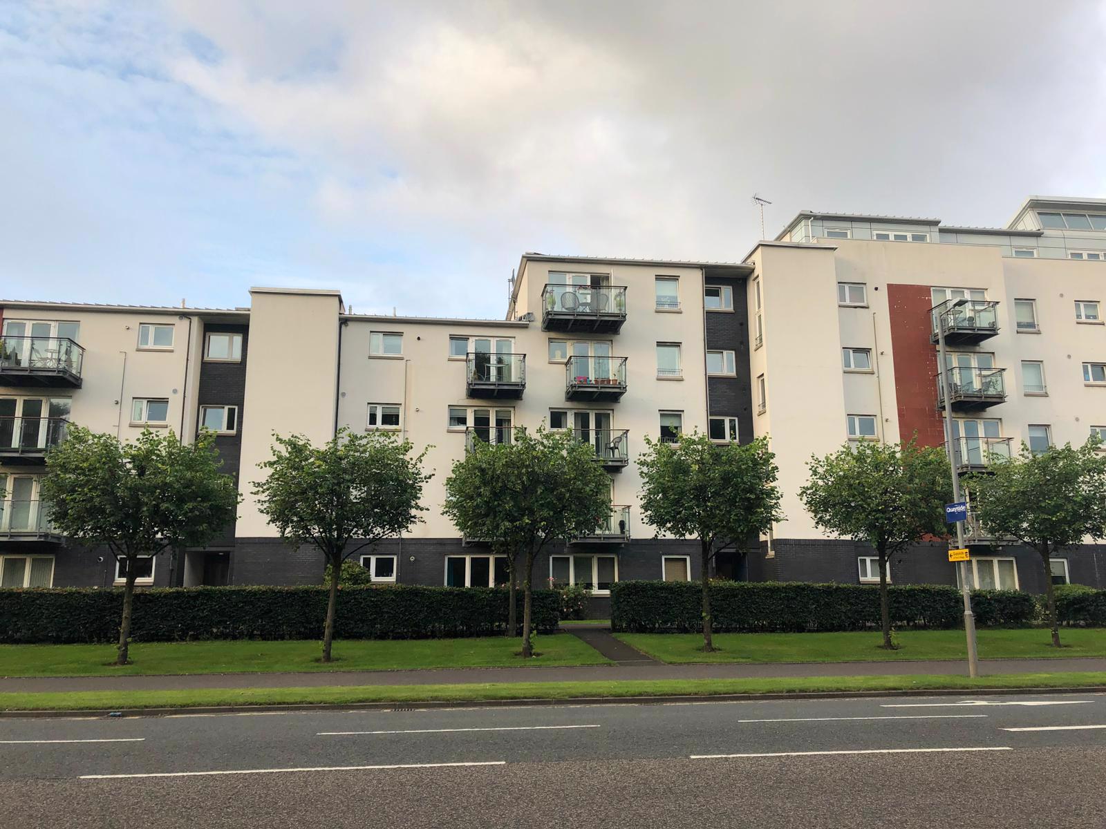 2 Bedroom Apartment Let in Renfrew, PA4