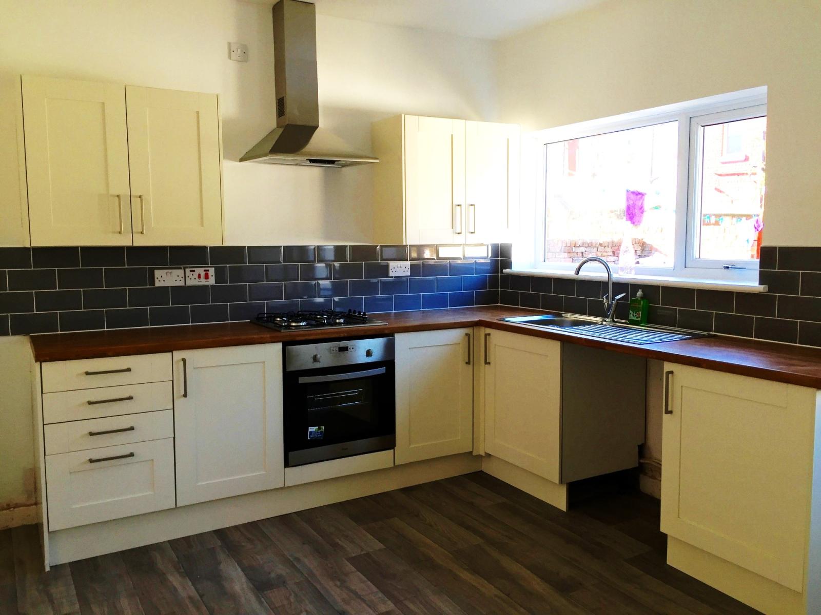 2 Bedroom Terraced House Let in Ellesmere Port, CH65