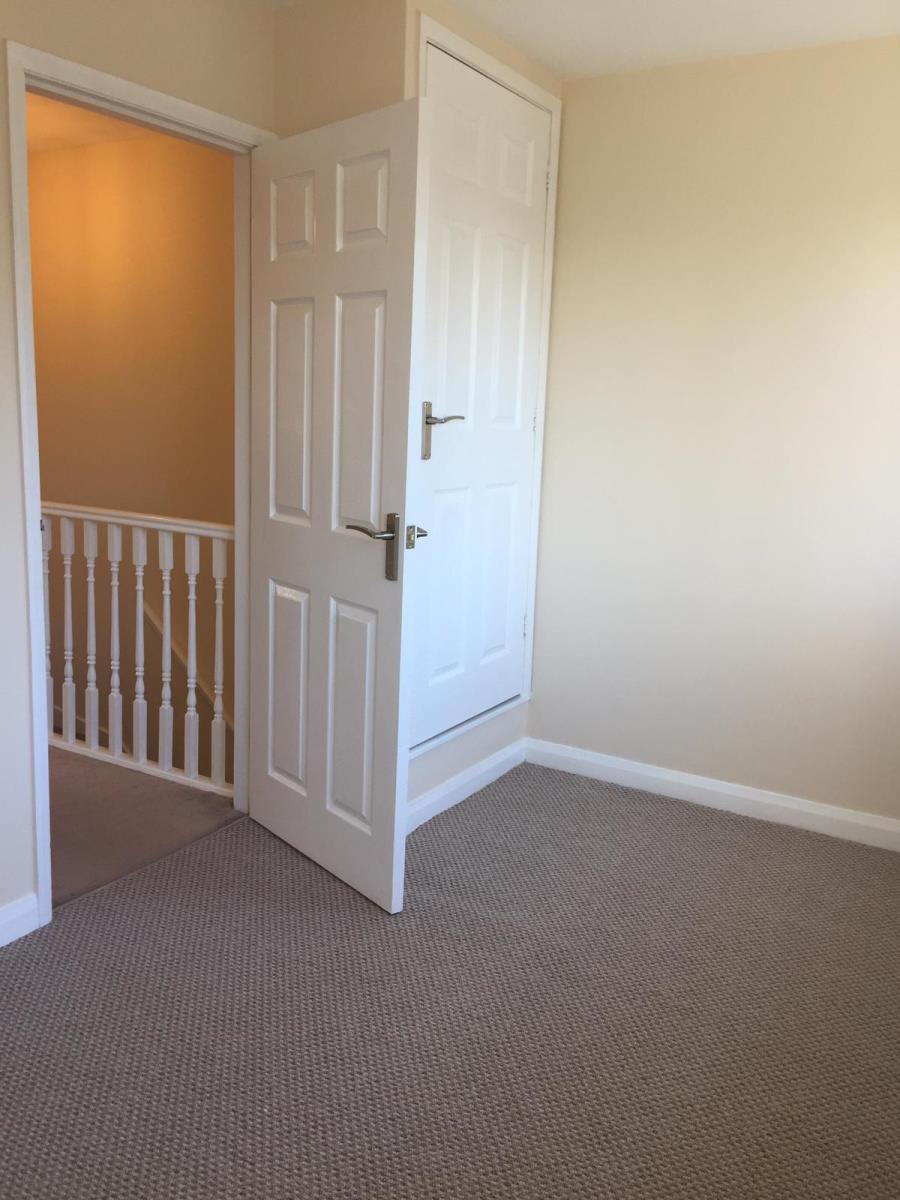 2 Bedroom Mews Let in Rugeley, WS15