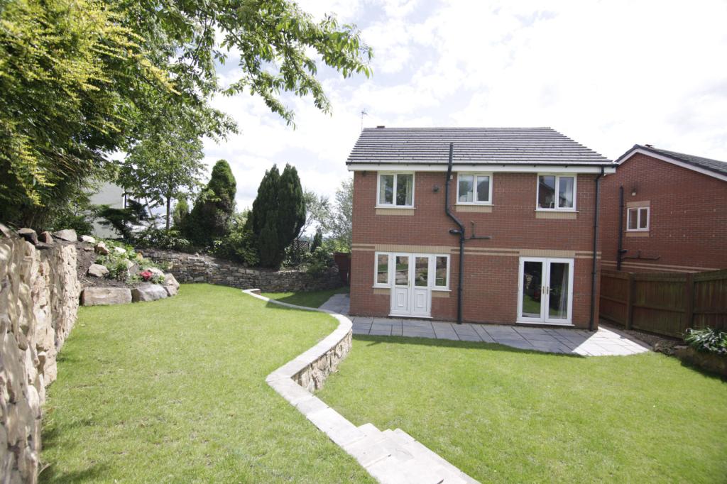 4 Bedroom Detached House Sold in StokeonTrent, ST7