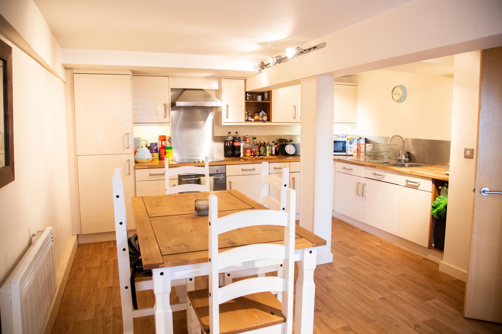 1 Bedroom Apartment Sold in BurtononTrent, DE15