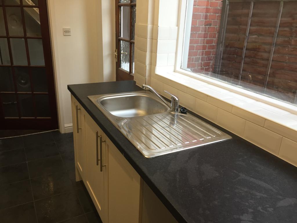 3 Bedroom Terraced House Let in Worksop, S80