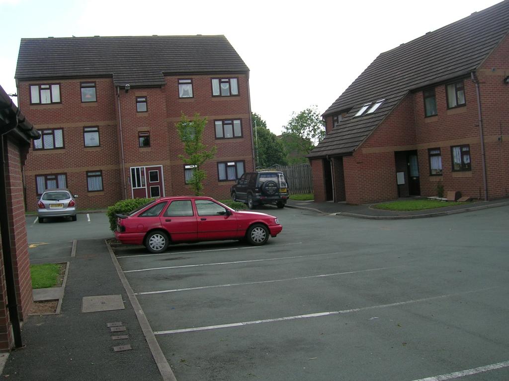 2 Bedroom Flat Let in Telford, TF7